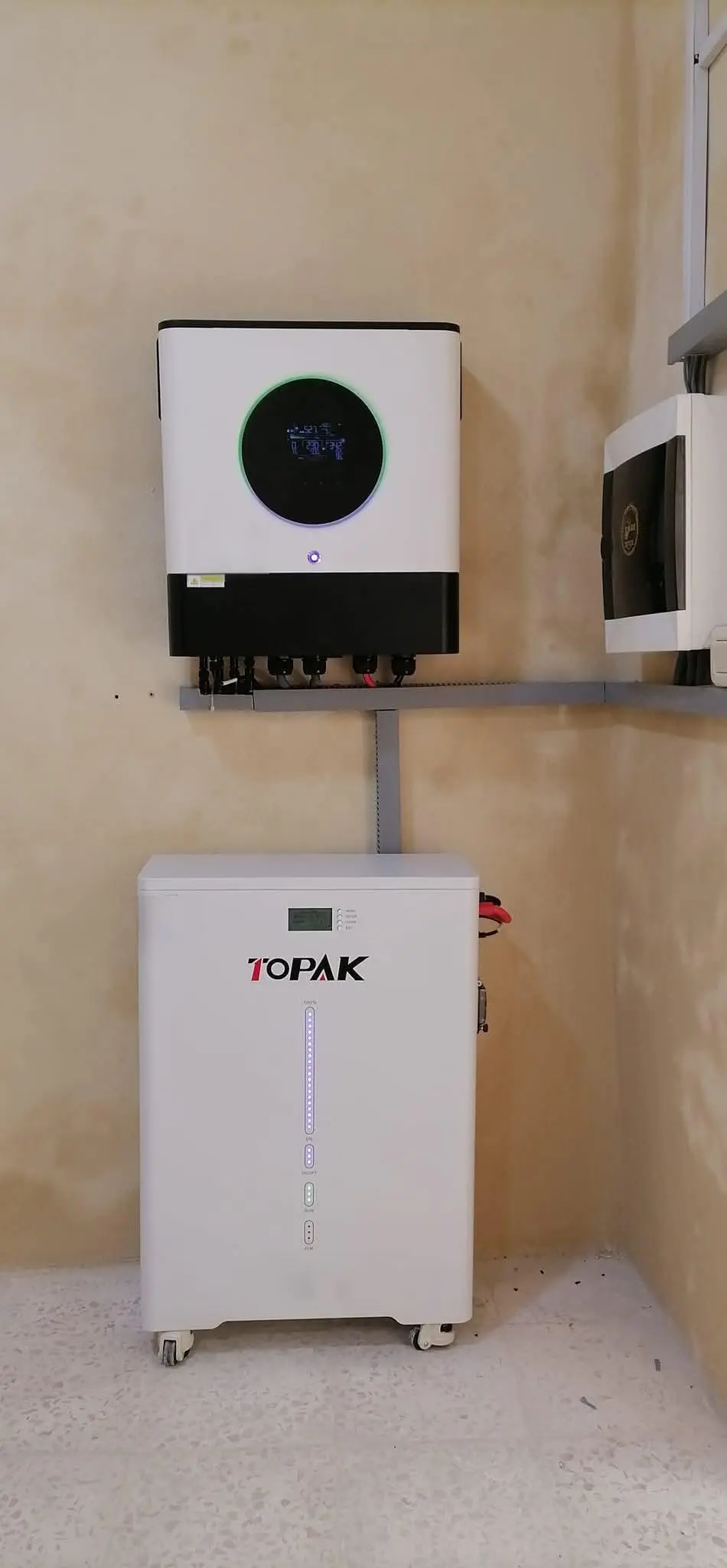 51.2V 300Ah Vertical Battery